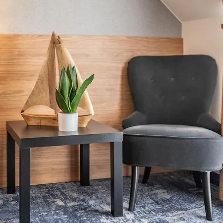 リゾート Alcest Z Widokiem Na Morze, Basenem,