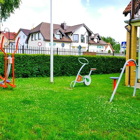 Alcest Z Widokiem Na Morze, Basenem,