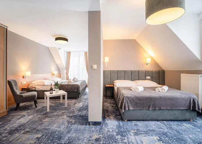 Resort Alcest Z Widokiem Na Morze, Basenem, 3*