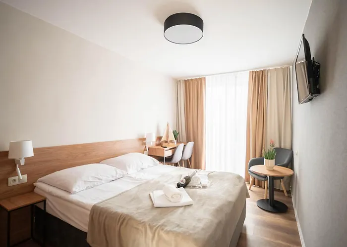 Alcest Z Widokiem Na Morze, Basenem, Resort 3*