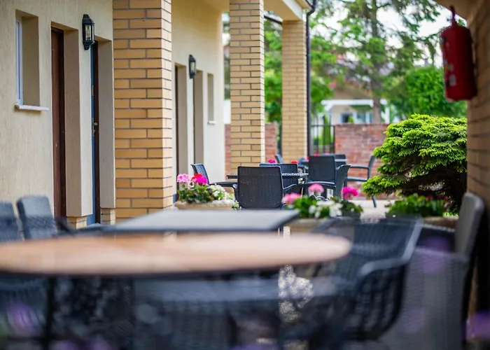 Alcest Z Widokiem Na Morze, Basenem, Resort 3*