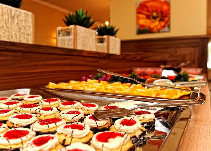 Alcest Z Widokiem Na Morze, Basenem, Resort Rewal