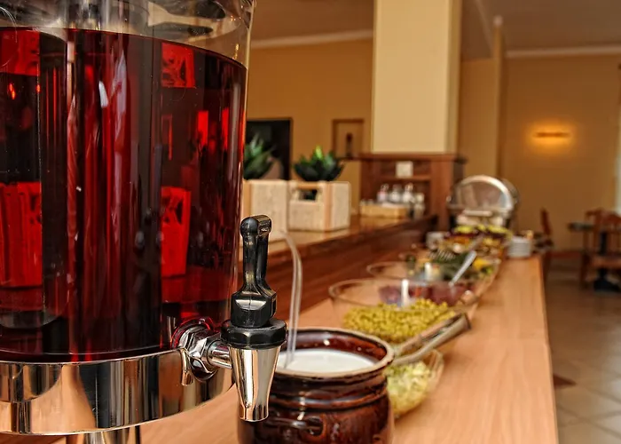 Alcest Z Widokiem Na Morze, Basenem, Resort 3*