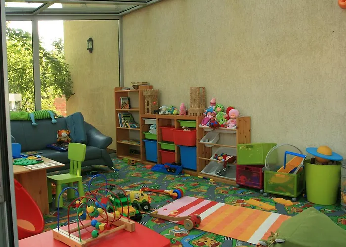 Alcest Z Widokiem Na Morze, Basenem, 3* Rewal