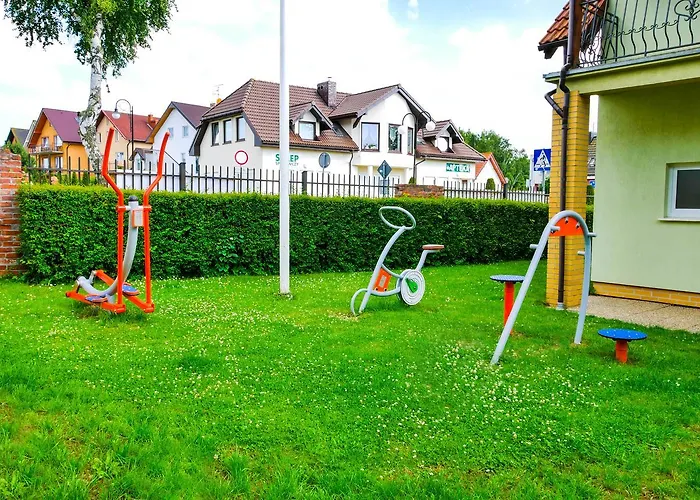 Alcest Z Widokiem Na Morze, Basenem,